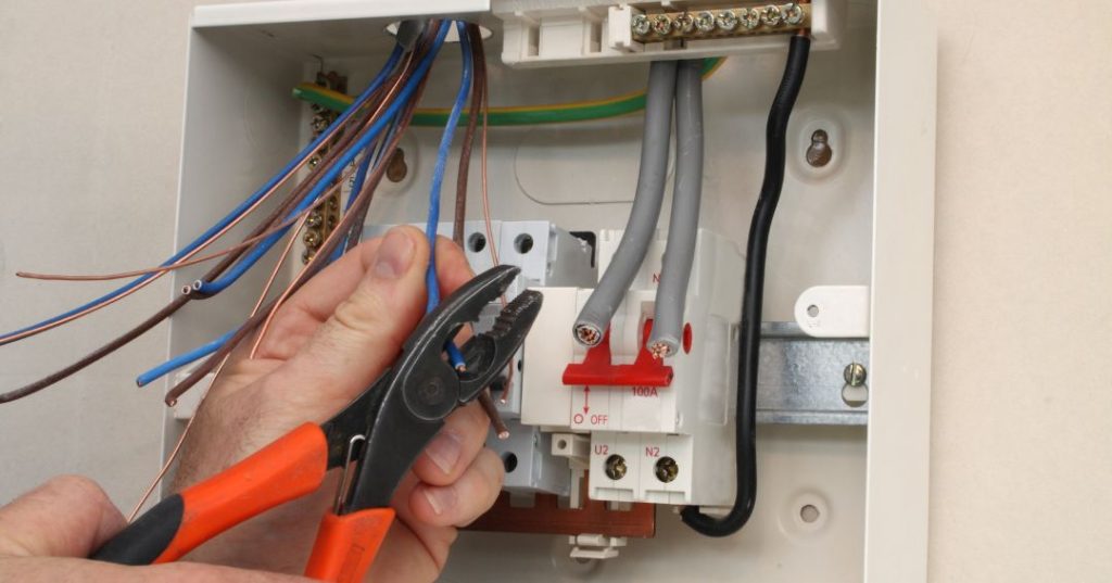 Circuitos e fiações elétricas em Presidente Prudente